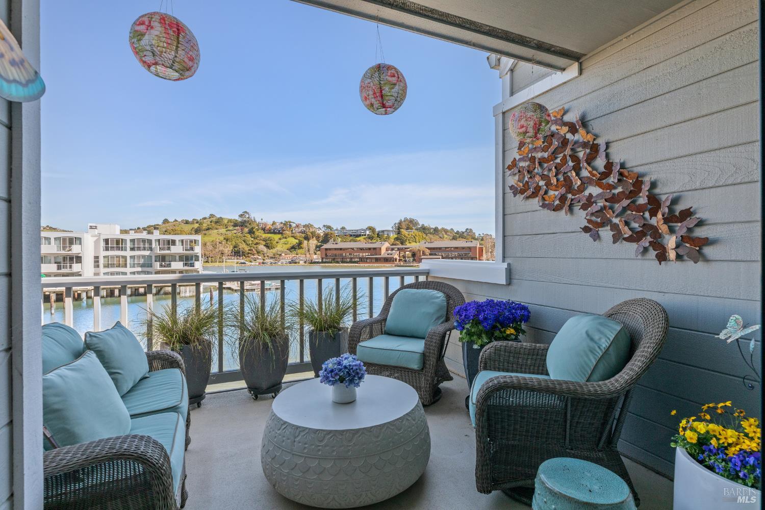 Detail Gallery Image 25 of 82 For 6060 Shelter Bay Ave, Mill Valley,  CA 94941 - 2 Beds | 2 Baths