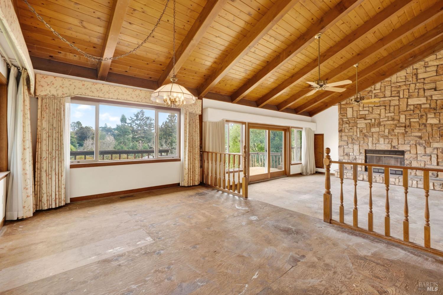 Detail Gallery Image 70 of 85 For 170 Irwin St, San Rafael,  CA 94901 - 3 Beds | 2 Baths