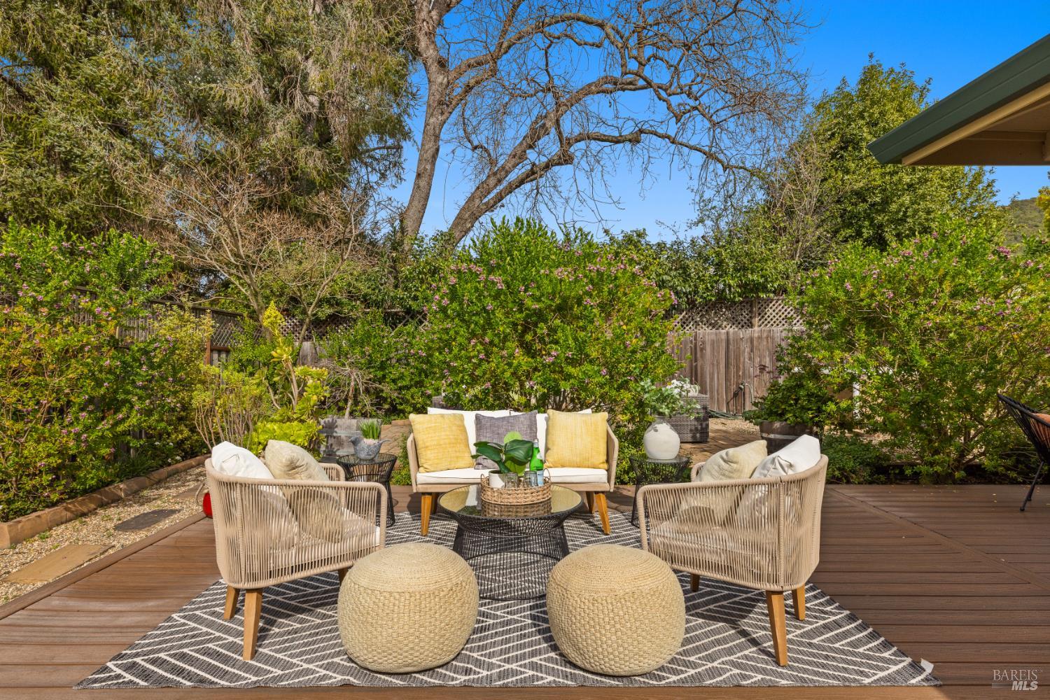 Detail Gallery Image 35 of 37 For 16 Washington Ave, San Rafael,  CA 94903 - 4 Beds | 2 Baths