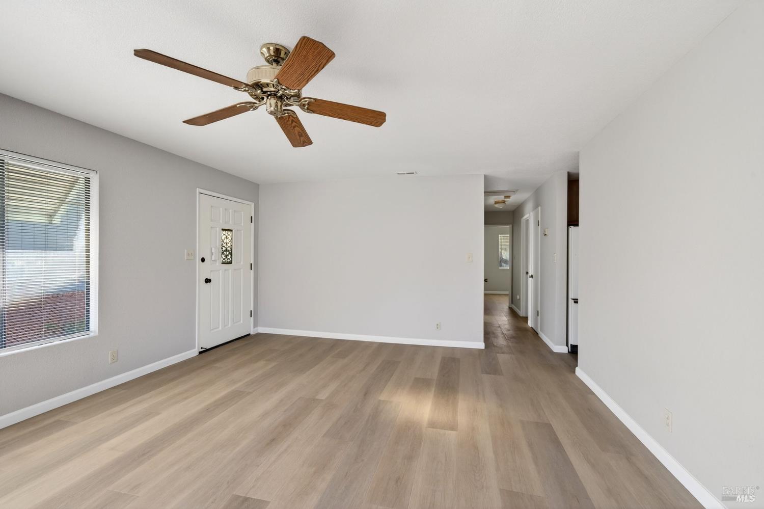 Detail Gallery Image 24 of 46 For 584 Bass Ln, Clearlake Oaks,  CA 95423 - 2 Beds | 2 Baths