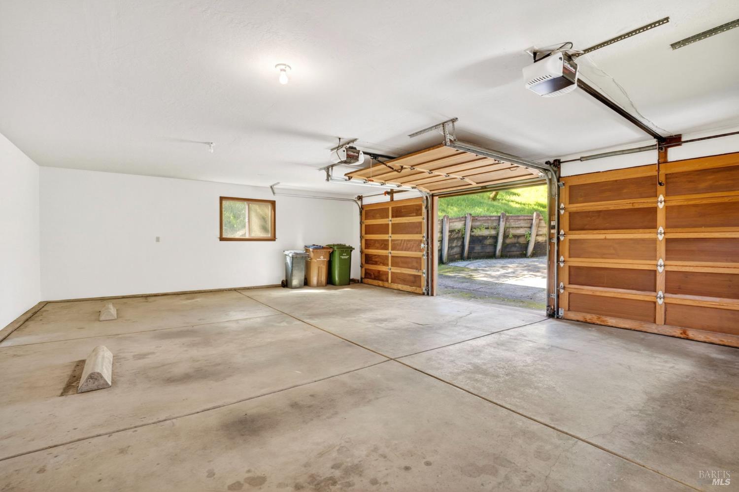 Detail Gallery Image 30 of 85 For 170 Irwin St, San Rafael,  CA 94901 - 3 Beds | 2 Baths