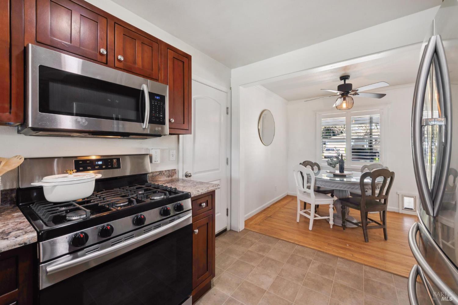 Detail Gallery Image 25 of 71 For 3056 Spring Creek Dr, Santa Rosa,  CA 95405 - 3 Beds | 1 Baths