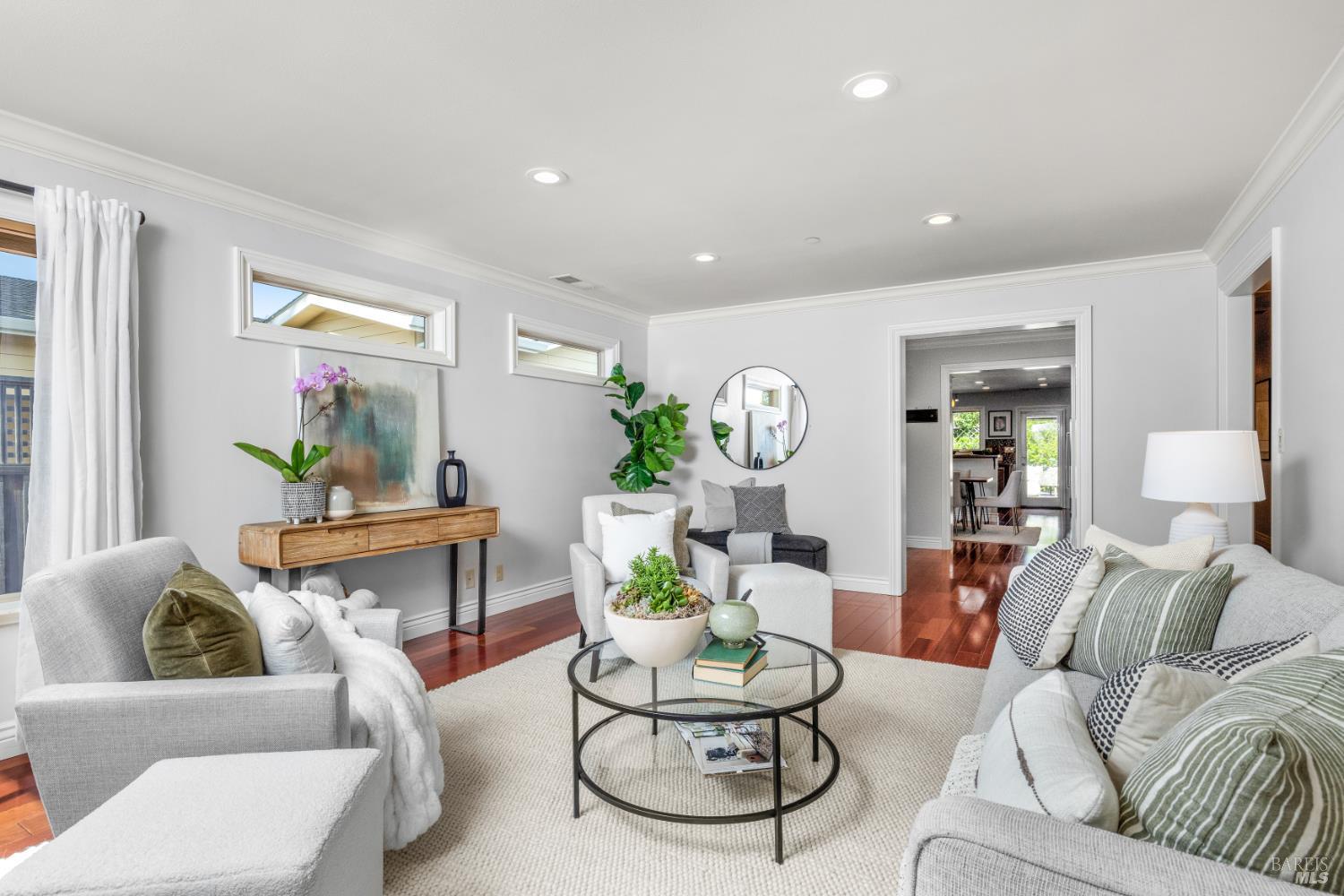 Detail Gallery Image 6 of 37 For 16 Washington Ave, San Rafael,  CA 94903 - 4 Beds | 2 Baths