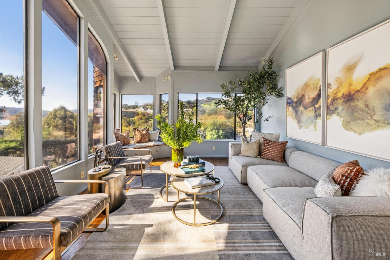 Detail Gallery Image 43 of 61 For 16 Malvino Ct, Tiburon,  CA 94920 - 4 Beds | 2/1 Baths