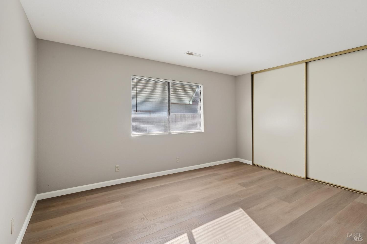 Detail Gallery Image 13 of 46 For 584 Bass Ln, Clearlake Oaks,  CA 95423 - 2 Beds | 2 Baths