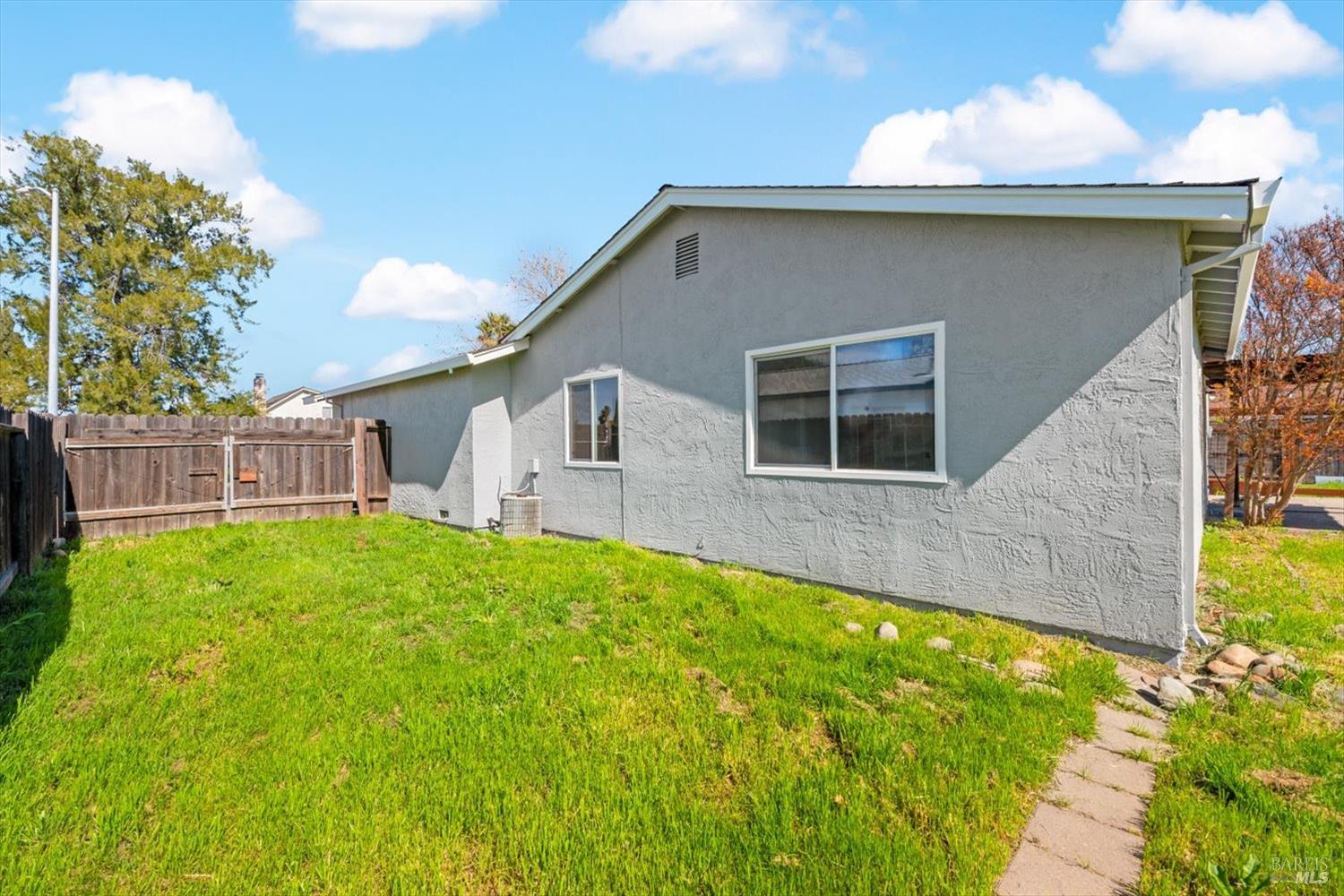 Detail Gallery Image 44 of 59 For 154 Brockton Ct, Vacaville,  CA 95687 - 3 Beds | 1 Baths