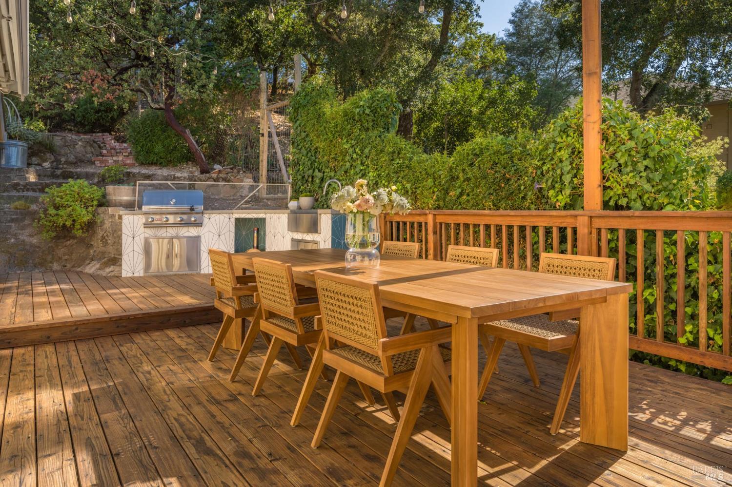 Detail Gallery Image 24 of 44 For 232 Sunnyside Ave, Sonoma,  CA 95476 - 4 Beds | 4 Baths