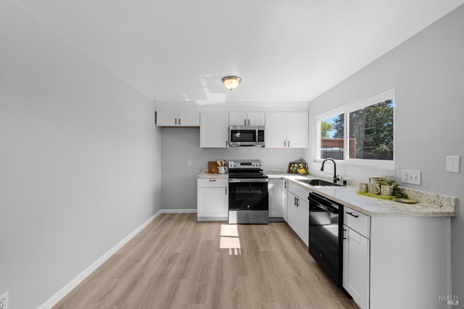 Detail Gallery Image 19 of 59 For 154 Brockton Ct, Vacaville,  CA 95687 - 3 Beds | 1 Baths