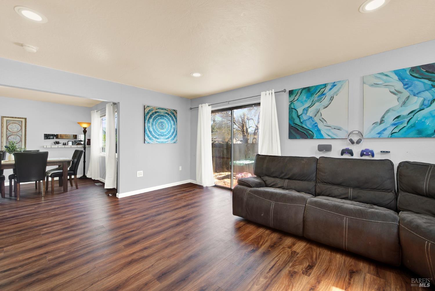 Detail Gallery Image 25 of 54 For 1424 Mckinley St, Fairfield,  CA 94533 - 4 Beds | 2/1 Baths