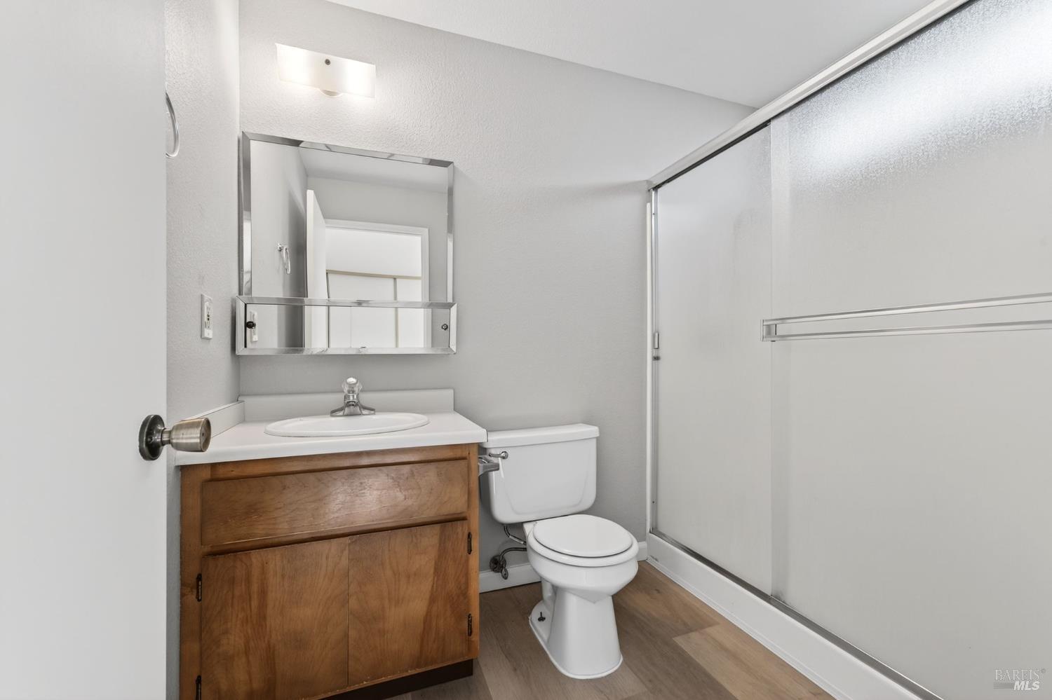 Detail Gallery Image 17 of 46 For 584 Bass Ln, Clearlake Oaks,  CA 95423 - 2 Beds | 2 Baths