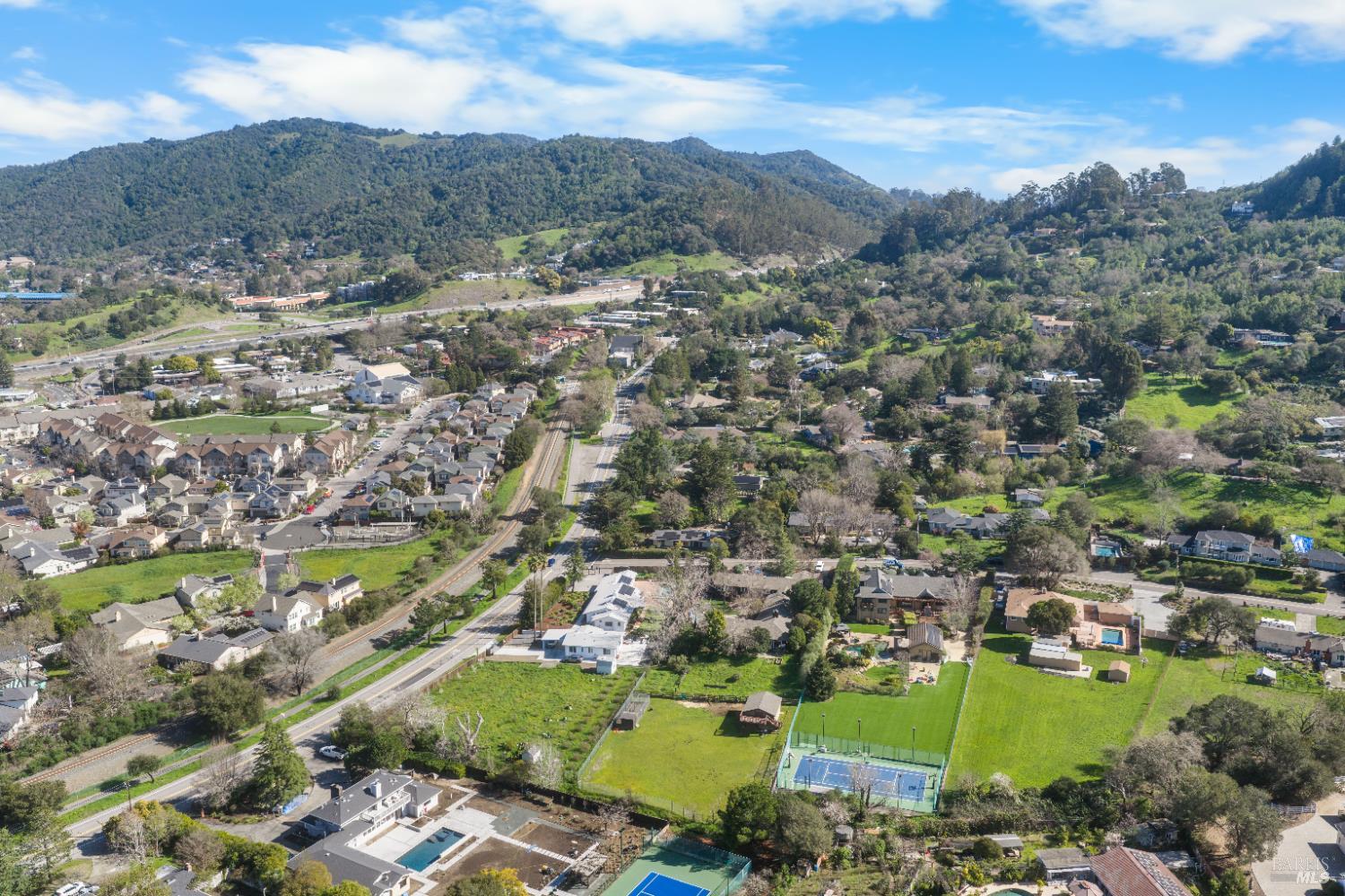 Detail Gallery Image 45 of 45 For 8 Circle Rd, San Rafael,  CA 94903 - 10 Beds | 6/1 Baths