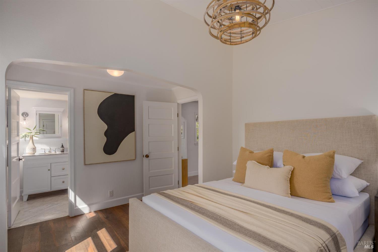 Detail Gallery Image 20 of 44 For 232 Sunnyside Ave, Sonoma,  CA 95476 - 4 Beds | 4 Baths