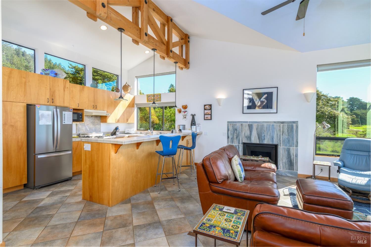 Detail Gallery Image 5 of 30 For 39722 Leeward Rd #28,  The Sea Ranch,  CA 95497 - 2 Beds | 2 Baths