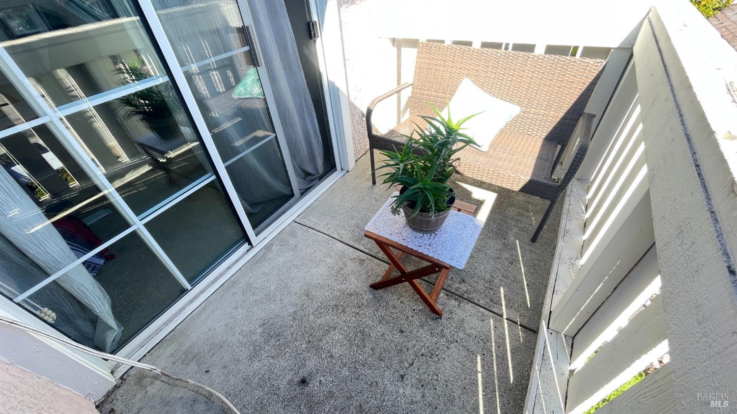 Detail Gallery Image 20 of 34 For 1757 Burgundy Ct, Petaluma,  CA 94954 - 3 Beds | 2 Baths