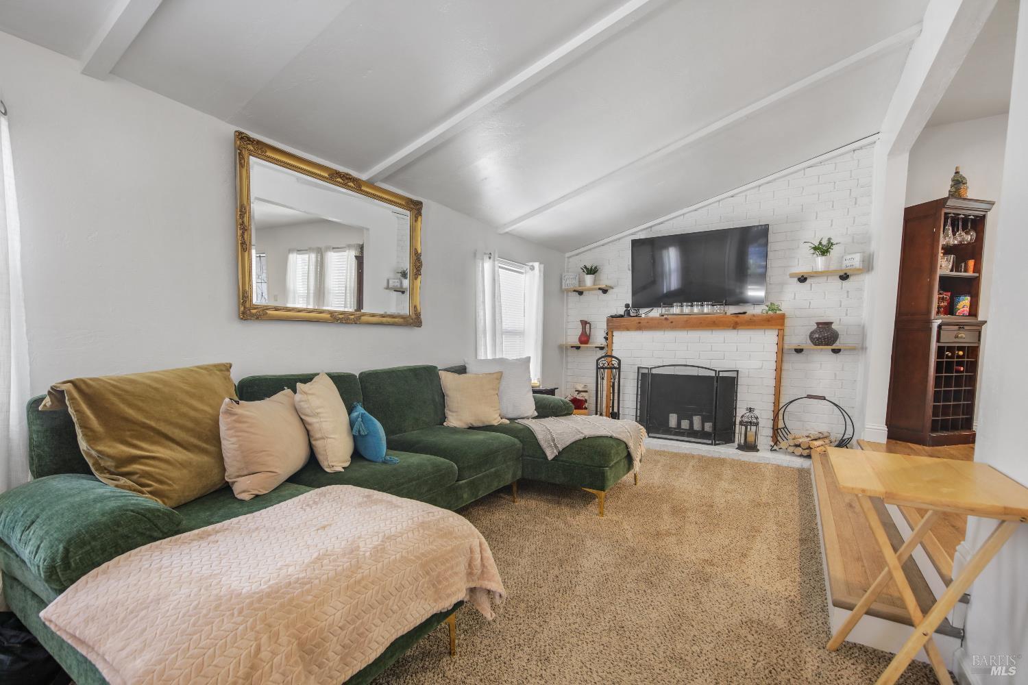 Detail Gallery Image 4 of 13 For 2751 Georgia St, Vallejo,  CA 94591 - 2 Beds | 1 Baths