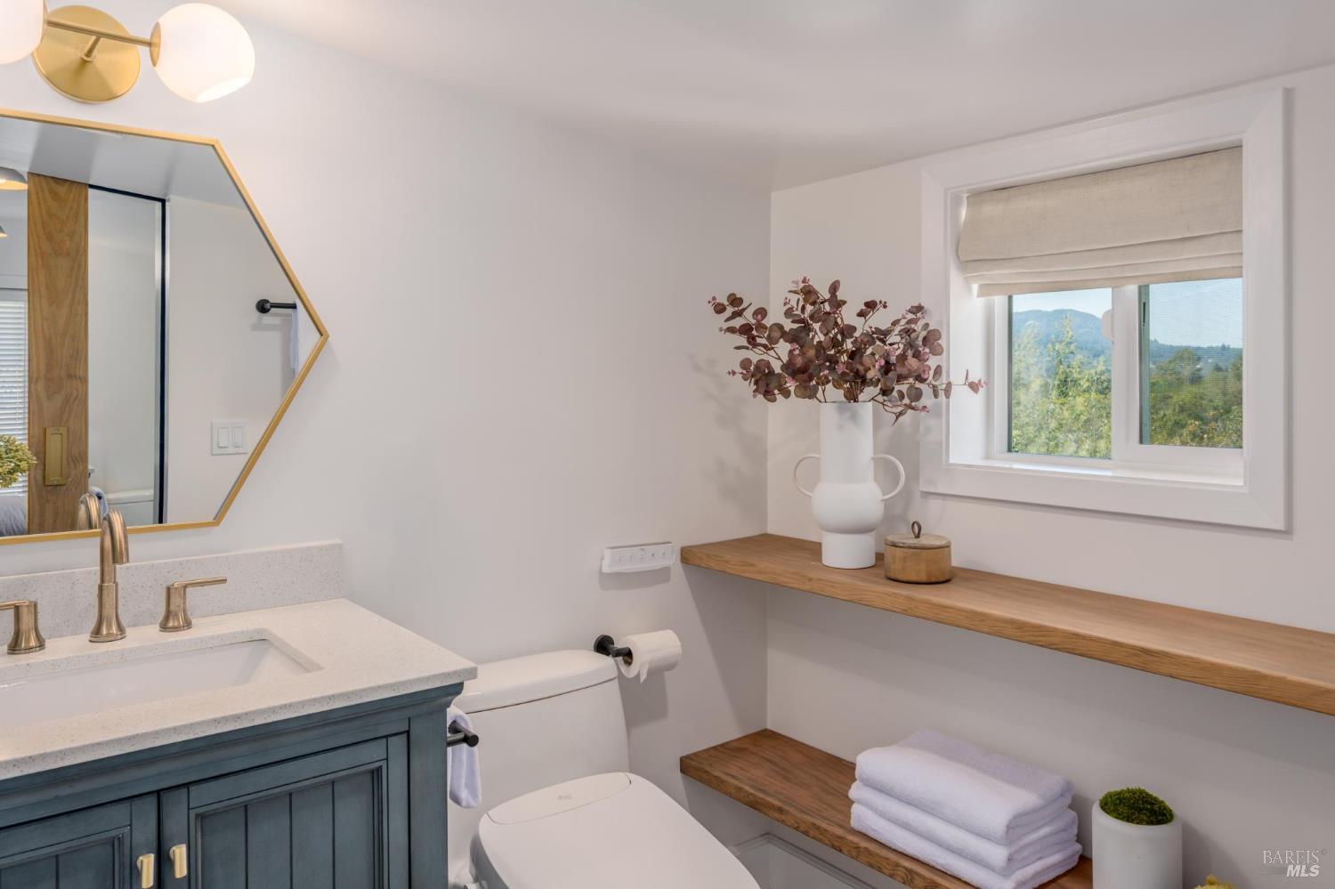 Detail Gallery Image 33 of 44 For 232 Sunnyside Ave, Sonoma,  CA 95476 - 4 Beds | 4 Baths