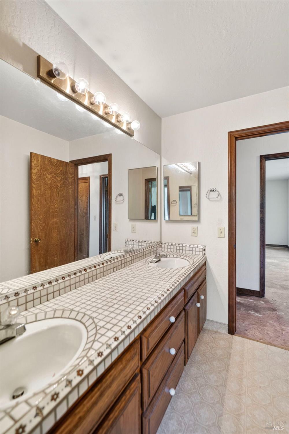 Detail Gallery Image 31 of 85 For 170 Irwin St, San Rafael,  CA 94901 - 3 Beds | 2 Baths