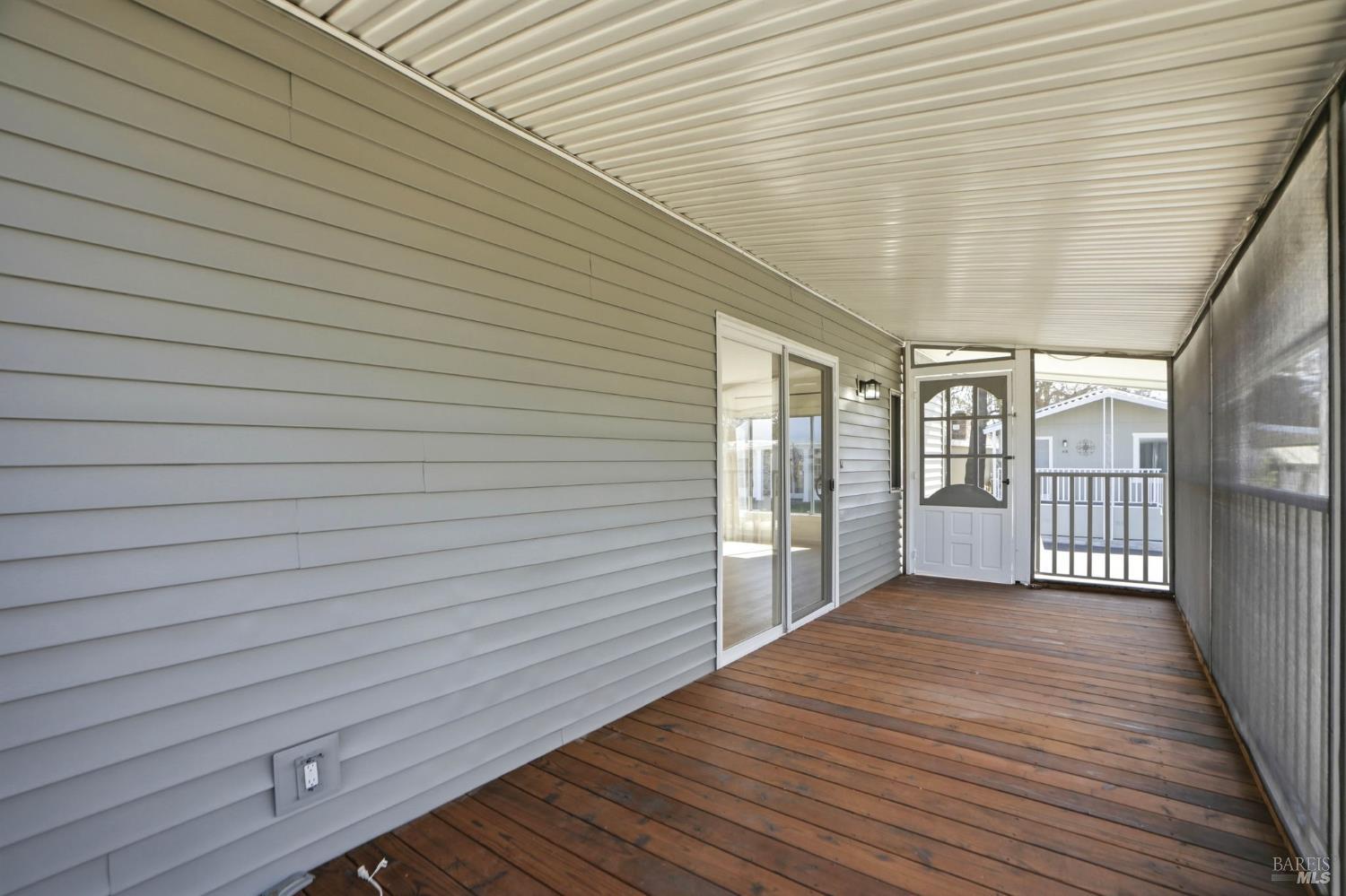 Detail Gallery Image 4 of 35 For 59 Colonial Park Dr, Santa Rosa,  CA 95403 - 2 Beds | 2 Baths