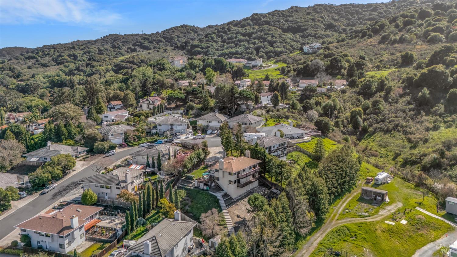 Detail Gallery Image 49 of 57 For 641 Lois Ln, El Sobrante,  CA 94803 - 4 Beds | 2/1 Baths