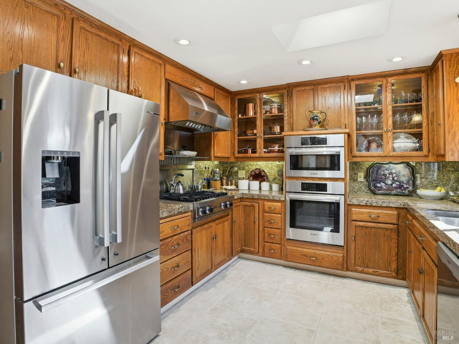 Detail Gallery Image 7 of 48 For 3460 Happy Valley Ave, Santa Rosa,  CA 95404 - 4 Beds | 3 Baths