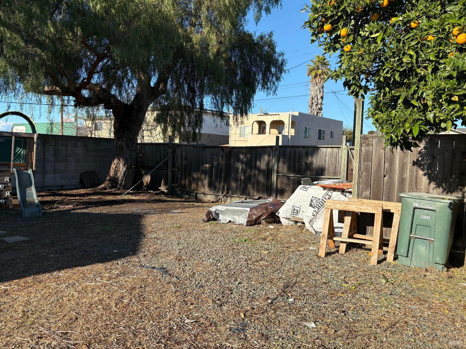 Detail Gallery Image 12 of 23 For 313 Roney Ave, Vallejo,  CA 94591 - 2 Beds | 1 Baths