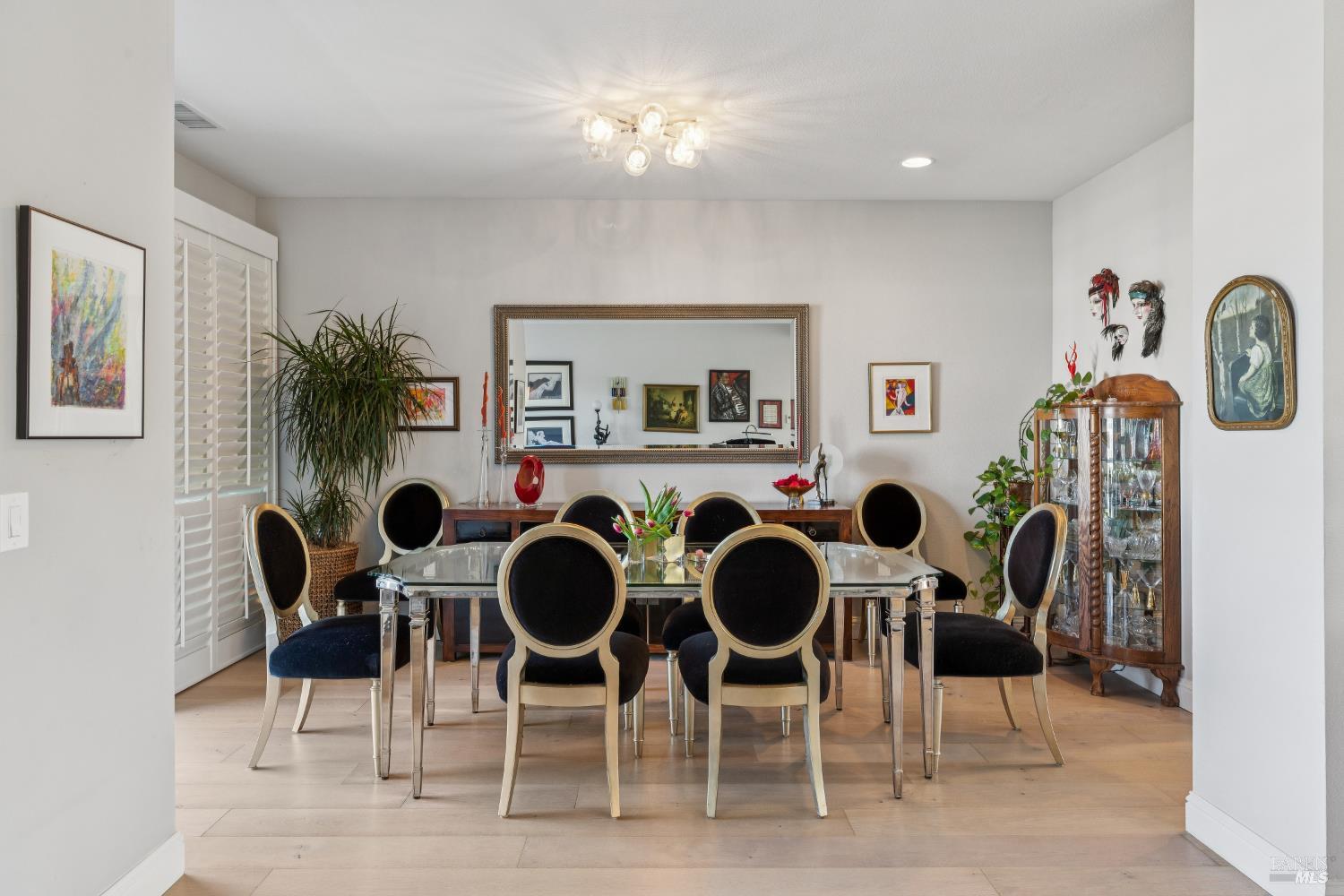 Detail Gallery Image 20 of 82 For 6060 Shelter Bay Ave, Mill Valley,  CA 94941 - 2 Beds | 2 Baths