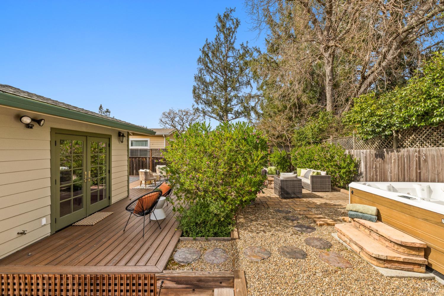 Detail Gallery Image 33 of 37 For 16 Washington Ave, San Rafael,  CA 94903 - 4 Beds | 2 Baths