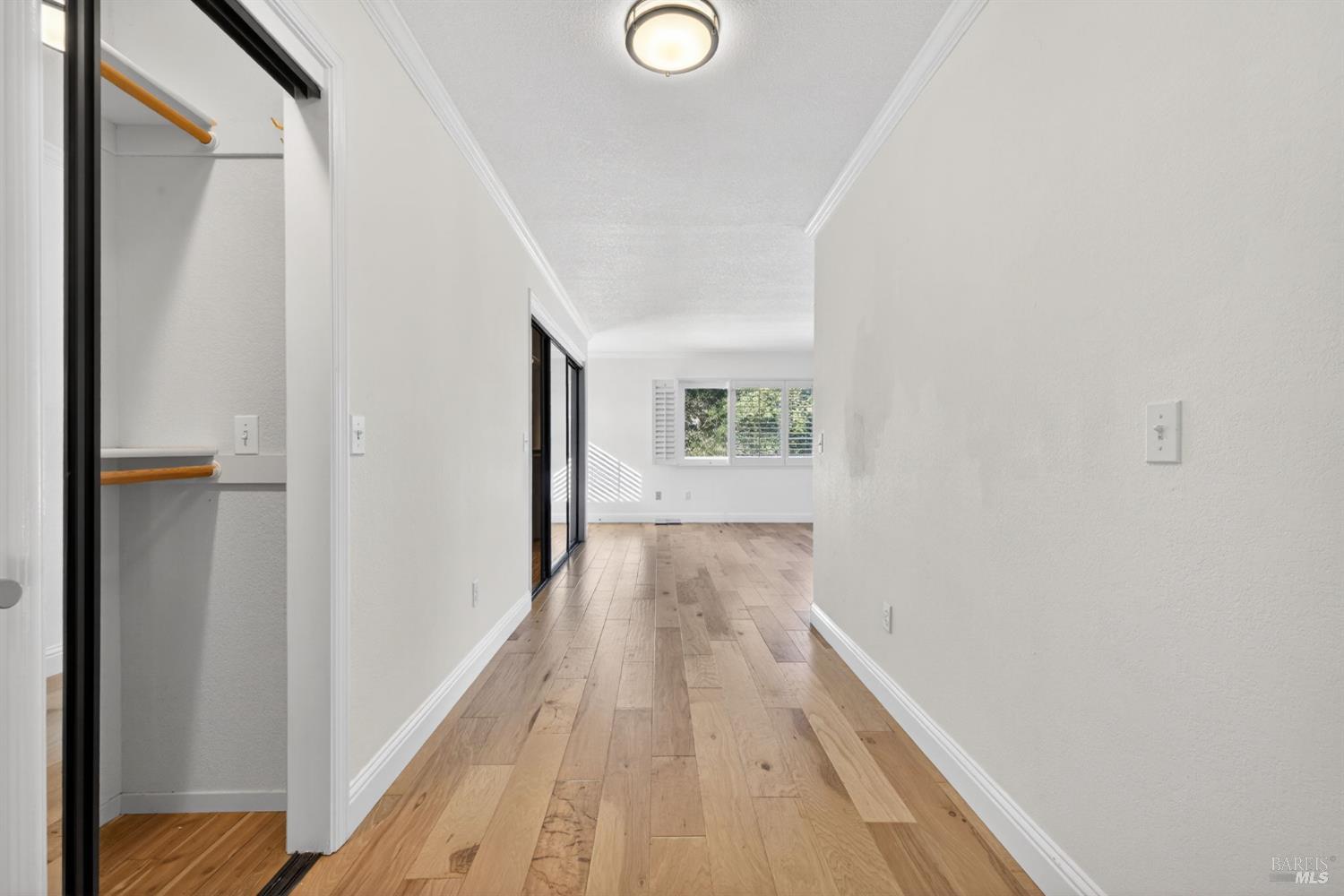 Detail Gallery Image 27 of 61 For 405 Crestridge Pl, Santa Rosa,  CA 95409 - 3 Beds | 2/1 Baths