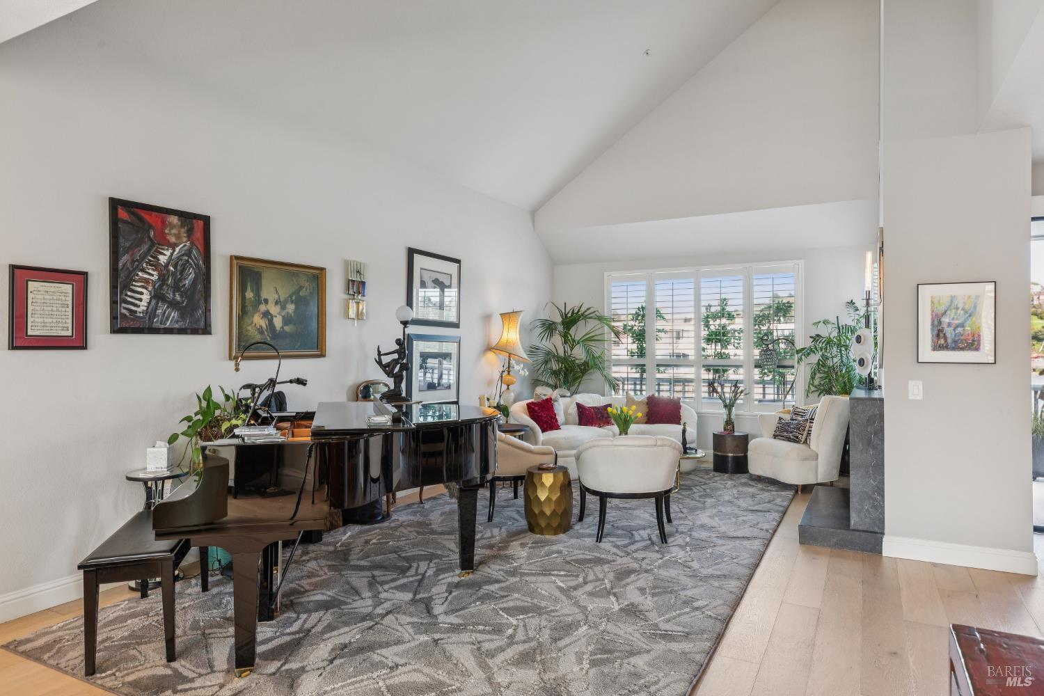 Detail Gallery Image 9 of 82 For 6060 Shelter Bay Ave, Mill Valley,  CA 94941 - 2 Beds | 2 Baths