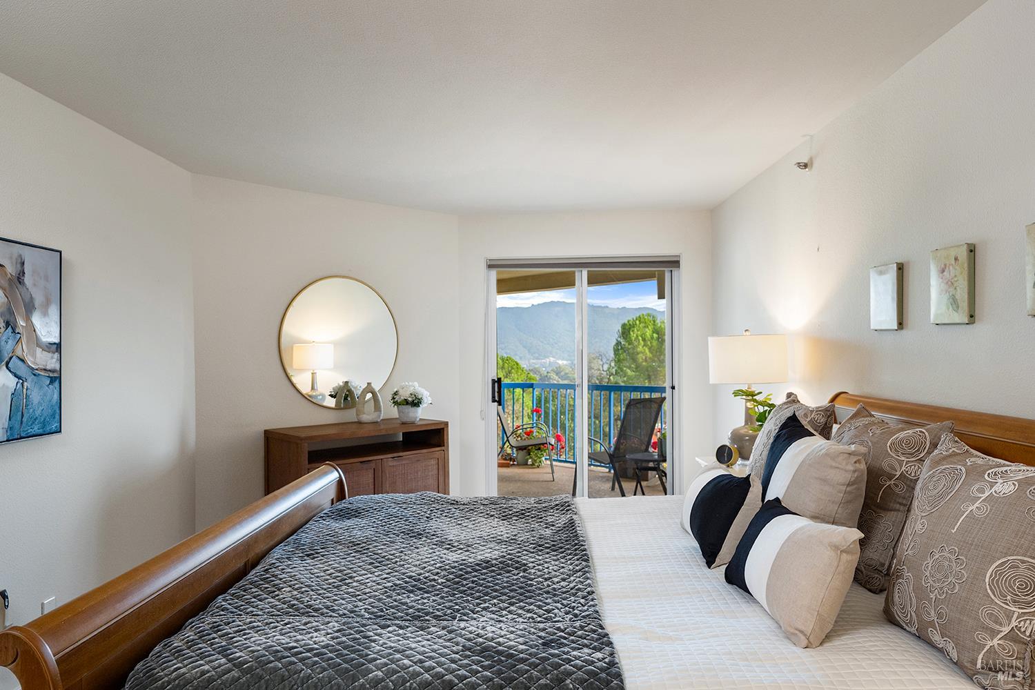 Detail Gallery Image 11 of 34 For 100 Thorndale Dr #353,  San Rafael,  CA 94903 - 1 Beds | 1/1 Baths