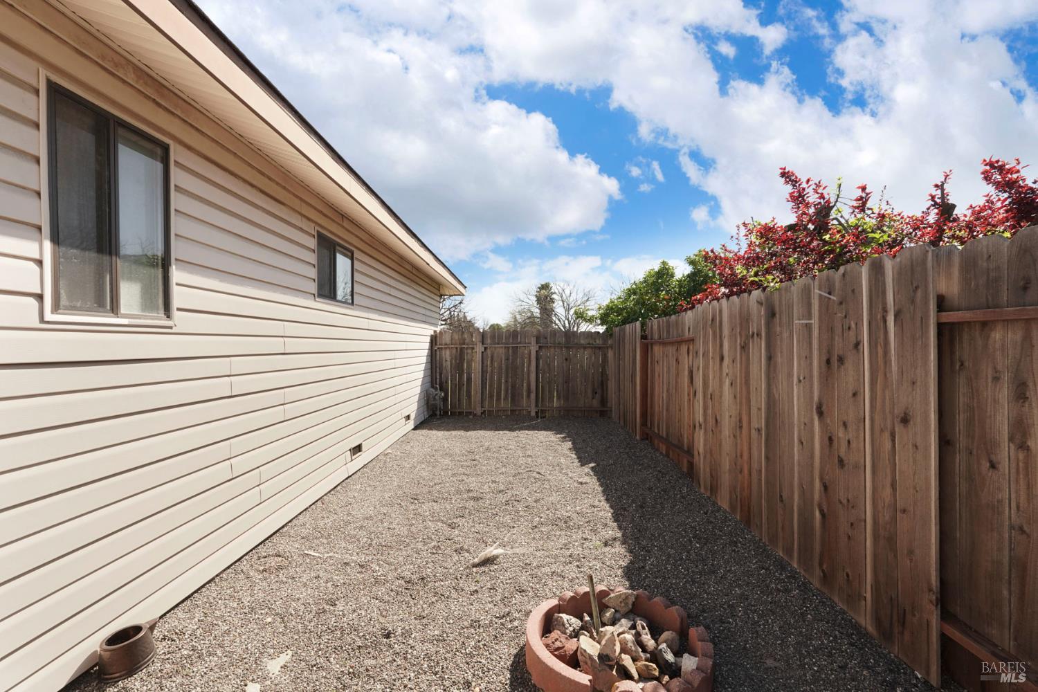 Detail Gallery Image 44 of 47 For 724 E Atlantic Ave, Fairfield,  CA 94533 - 4 Beds | 2 Baths