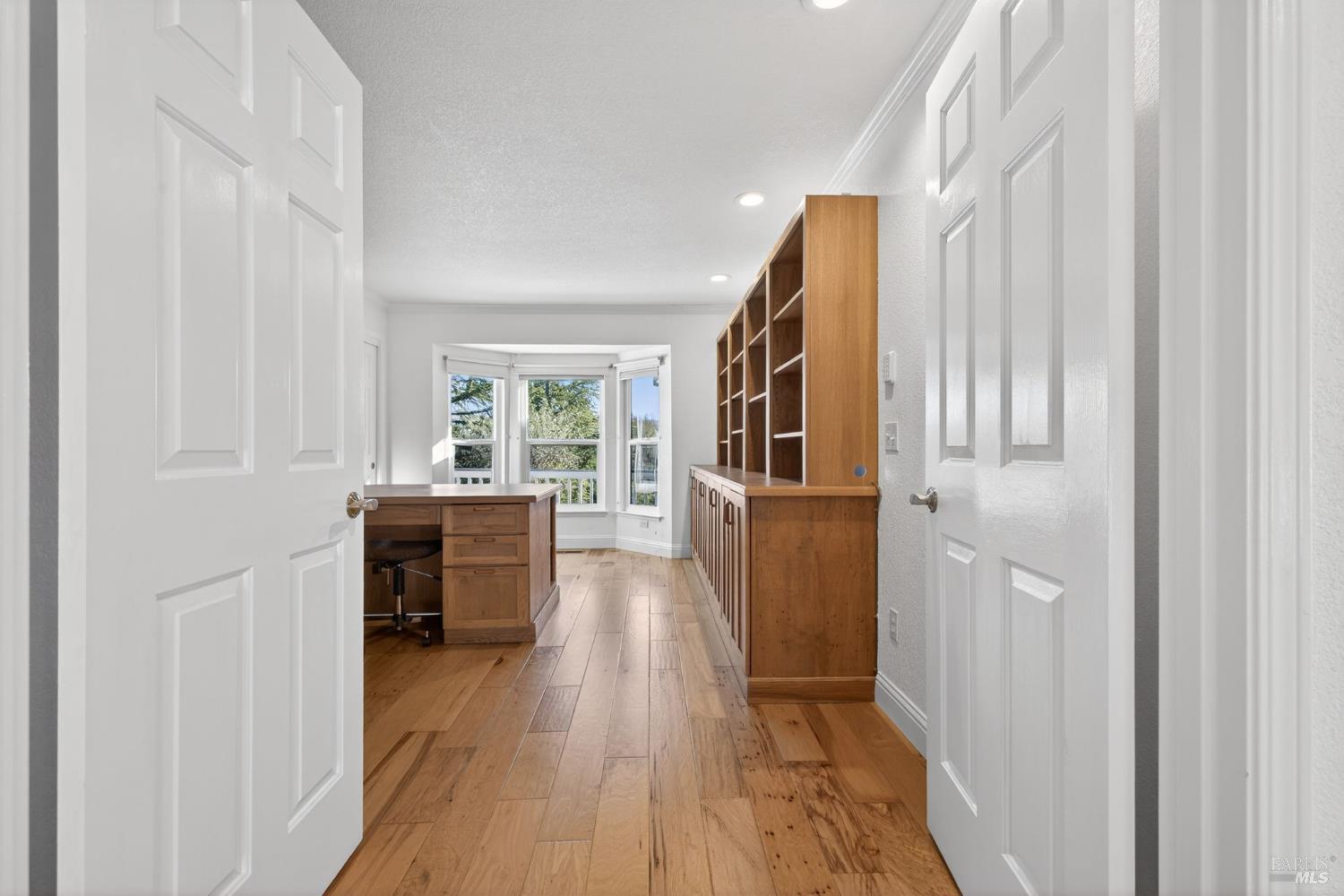 Detail Gallery Image 24 of 61 For 405 Crestridge Pl, Santa Rosa,  CA 95409 - 3 Beds | 2/1 Baths