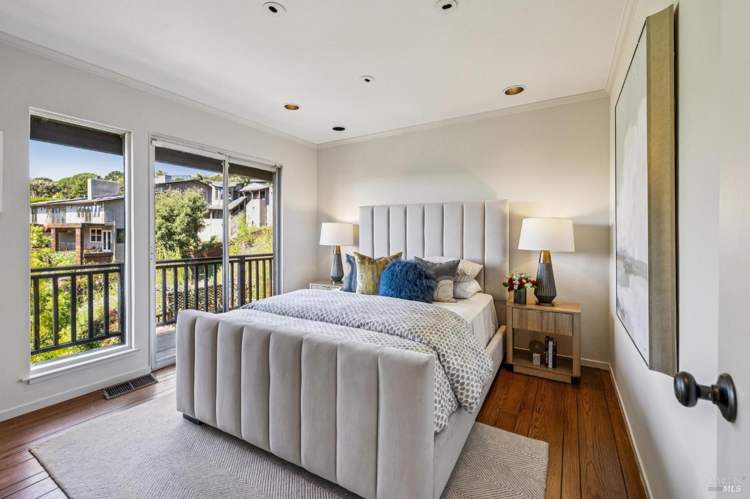 Detail Gallery Image 38 of 61 For 16 Malvino Ct, Tiburon,  CA 94920 - 4 Beds | 2/1 Baths