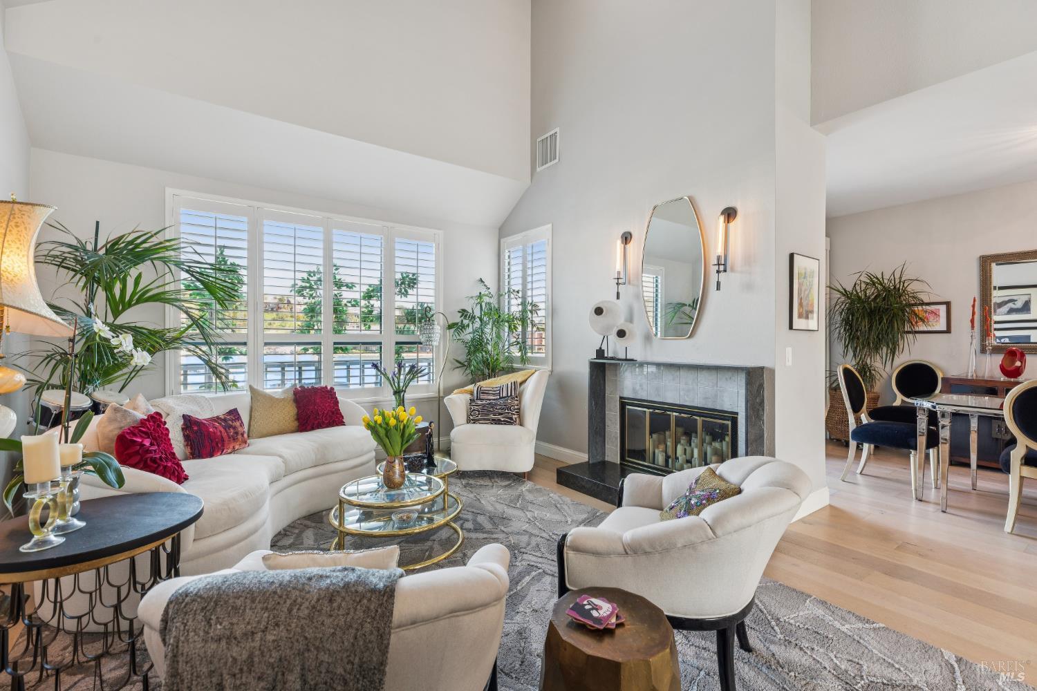 Detail Gallery Image 16 of 82 For 6060 Shelter Bay Ave, Mill Valley,  CA 94941 - 2 Beds | 2 Baths