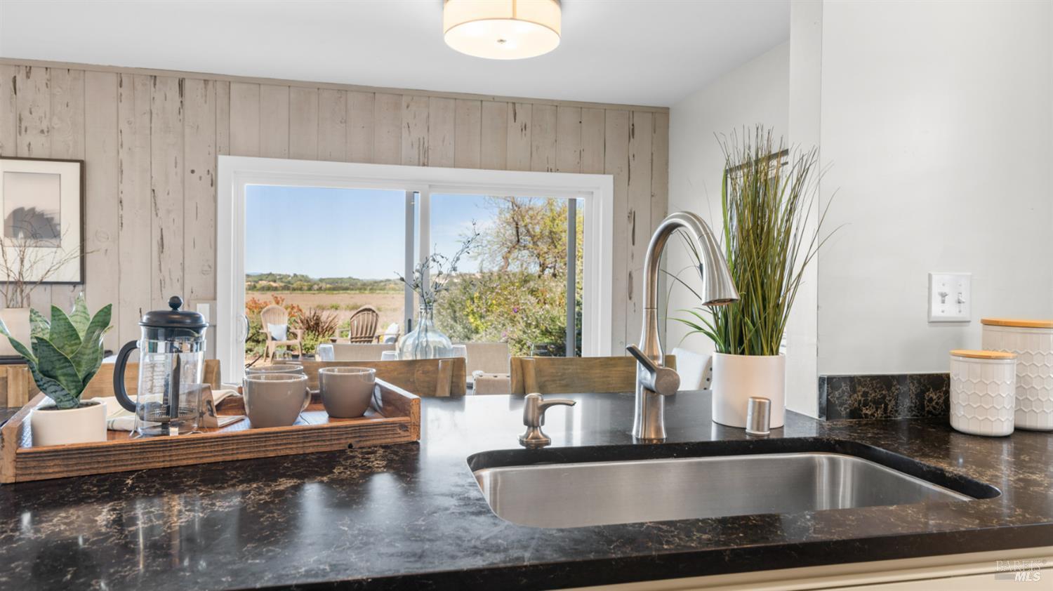 Detail Gallery Image 13 of 54 For 289 Montego Key, Novato,  CA 94949 - 3 Beds | 2 Baths