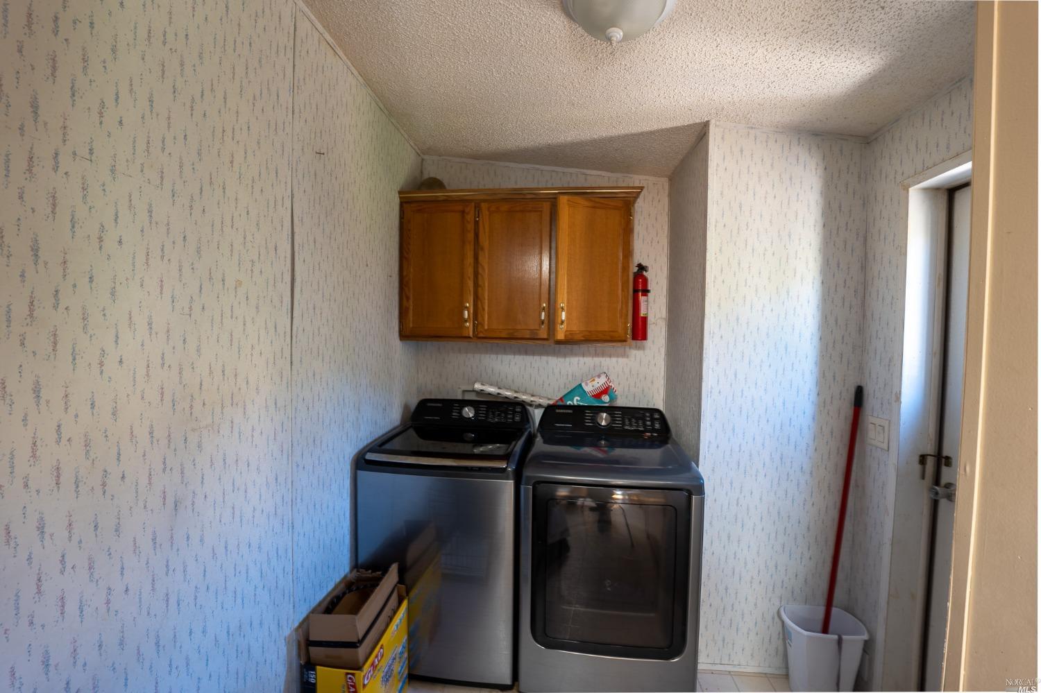 Detail Gallery Image 21 of 37 For 6750 Highway 20 Unkn, Ukiah,  CA 95482 - 4 Beds | 2 Baths