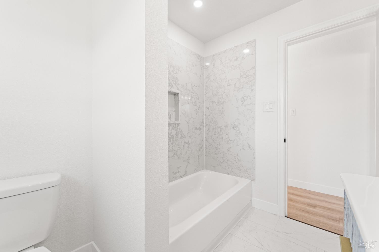 Detail Gallery Image 29 of 42 For 208 Del Mar Ave, Vallejo,  CA 94589 - 3 Beds | 2 Baths