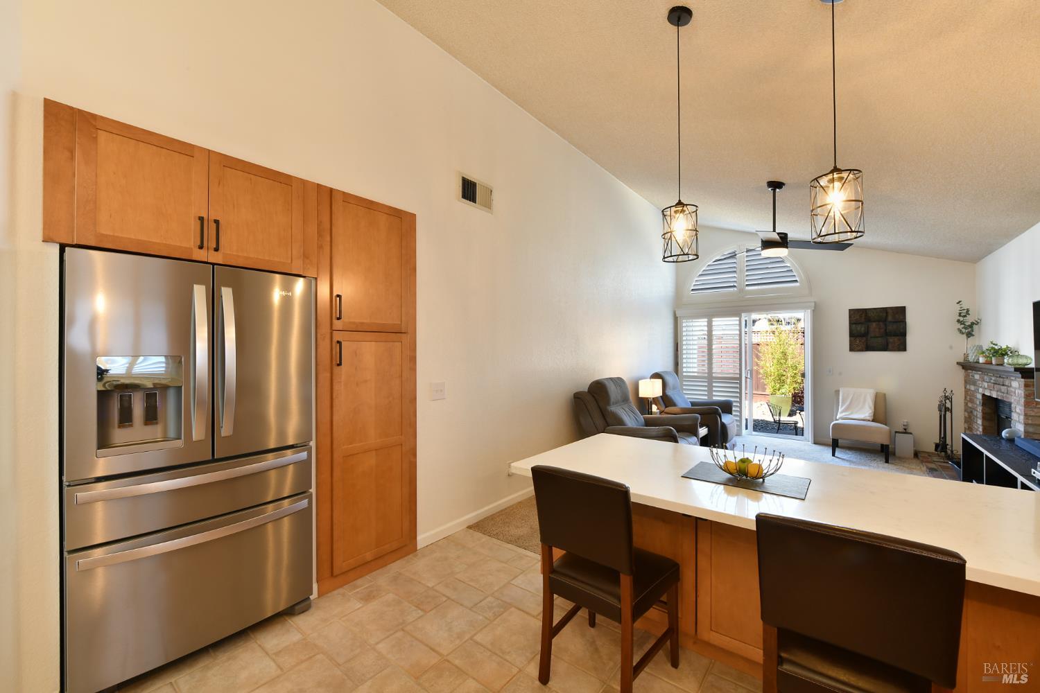 Detail Gallery Image 10 of 28 For 1388 Miramonte Pl, Rohnert Park,  CA 94928 - 3 Beds | 2 Baths