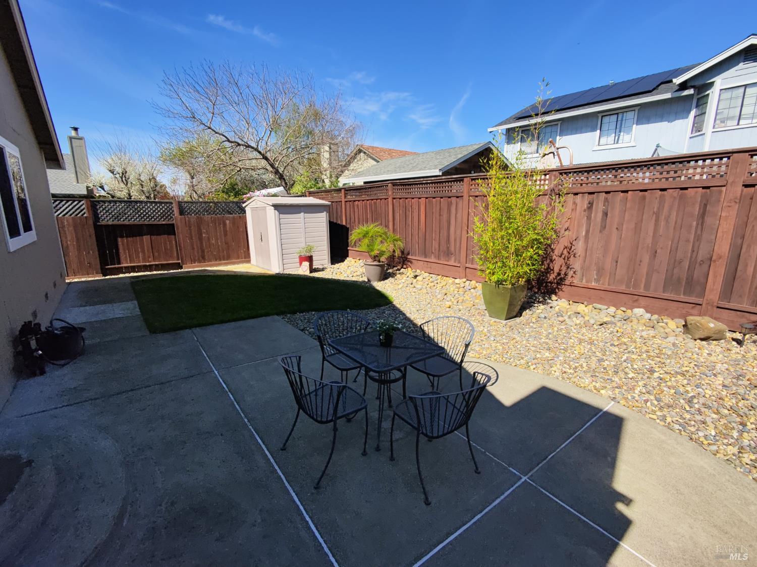 Detail Gallery Image 24 of 28 For 1388 Miramonte Pl, Rohnert Park,  CA 94928 - 3 Beds | 2 Baths