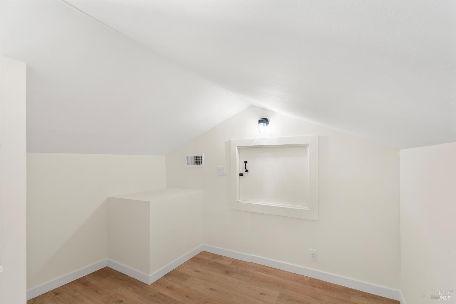 Detail Gallery Image 26 of 36 For 8 Corte Dorado Ct, Benicia,  CA 94510 - 2 Beds | 1 Baths