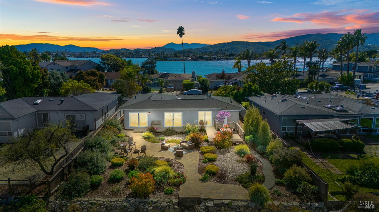 Detail Gallery Image 54 of 54 For 289 Montego Key, Novato,  CA 94949 - 3 Beds | 2 Baths