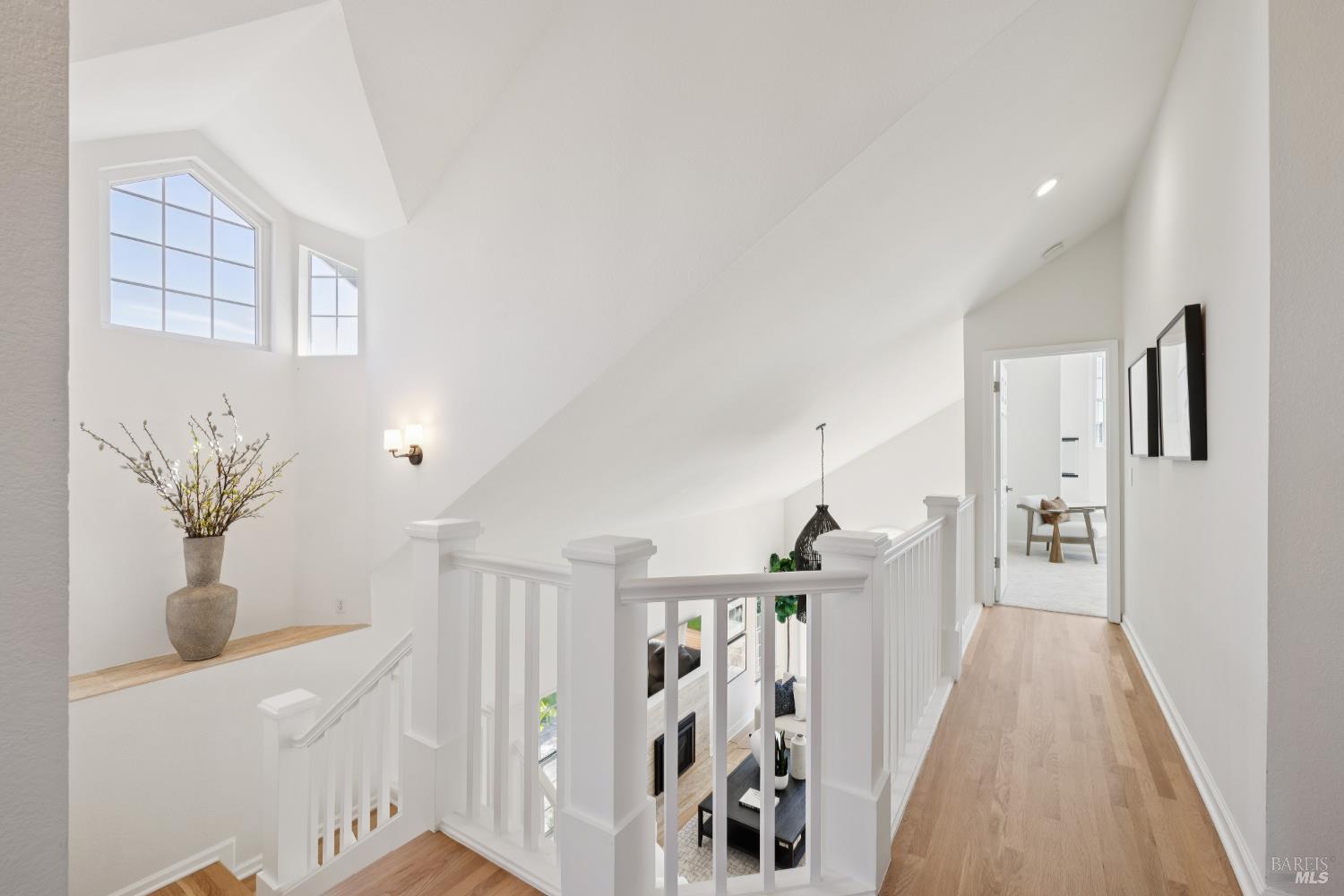 Detail Gallery Image 22 of 47 For 11 Gretchen Pl, Greenbrae,  CA 94904 - 4 Beds | 2/1 Baths