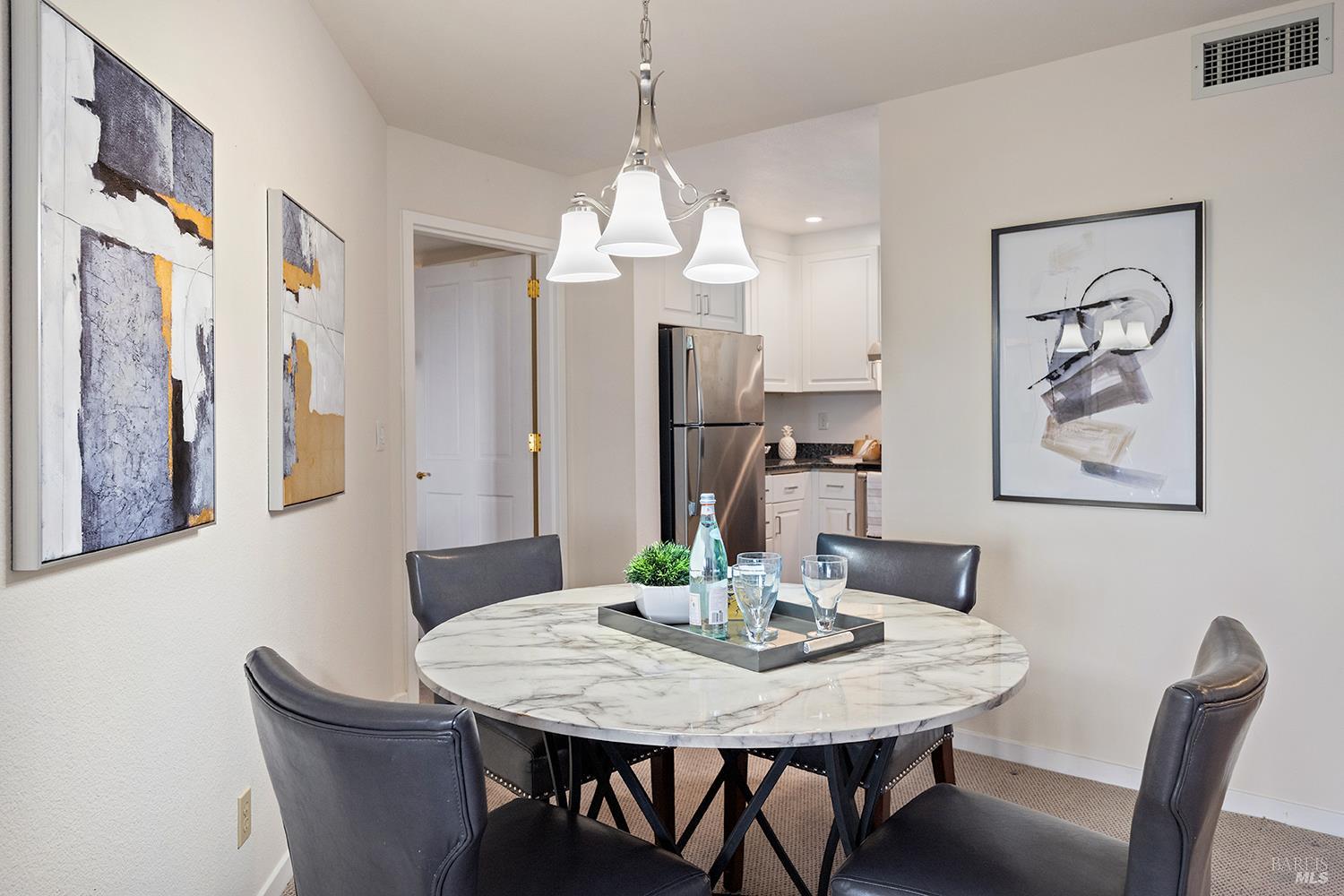 Detail Gallery Image 6 of 34 For 100 Thorndale Dr #353,  San Rafael,  CA 94903 - 1 Beds | 1/1 Baths