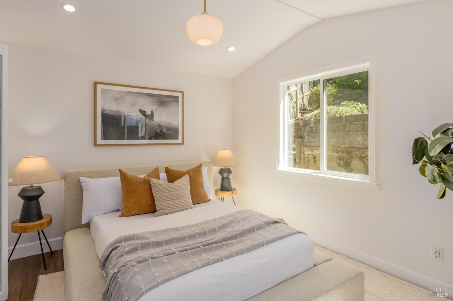 Detail Gallery Image 18 of 44 For 232 Sunnyside Ave, Sonoma,  CA 95476 - 4 Beds | 4 Baths