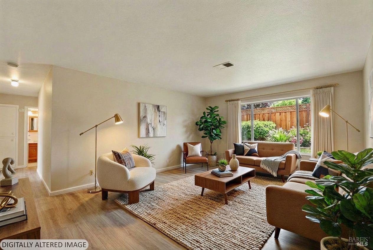 Detail Gallery Image 10 of 47 For 724 E Atlantic Ave, Fairfield,  CA 94533 - 4 Beds | 2 Baths