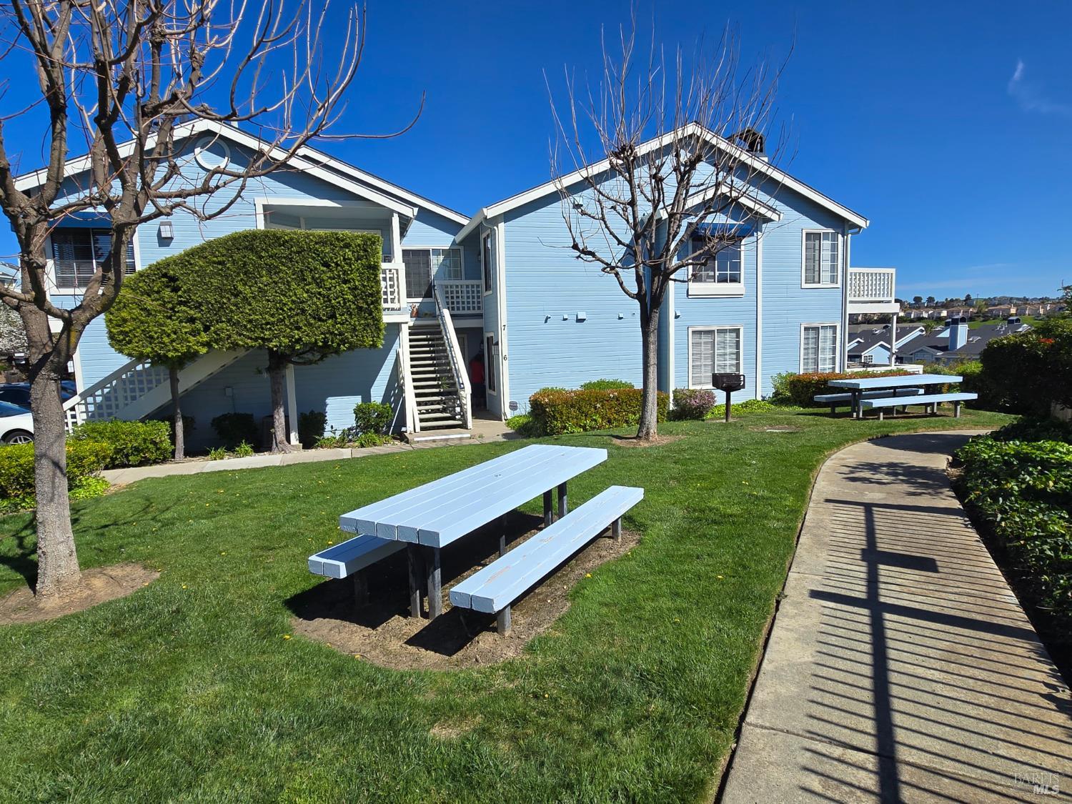 Detail Gallery Image 6 of 36 For 511 Timbercove St #8,  Vallejo,  CA 94591 - 2 Beds | 1 Baths