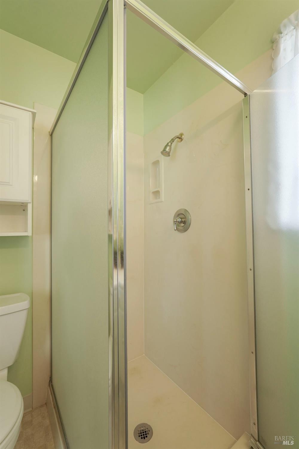 Detail Gallery Image 28 of 47 For 724 E Atlantic Ave, Fairfield,  CA 94533 - 4 Beds | 2 Baths