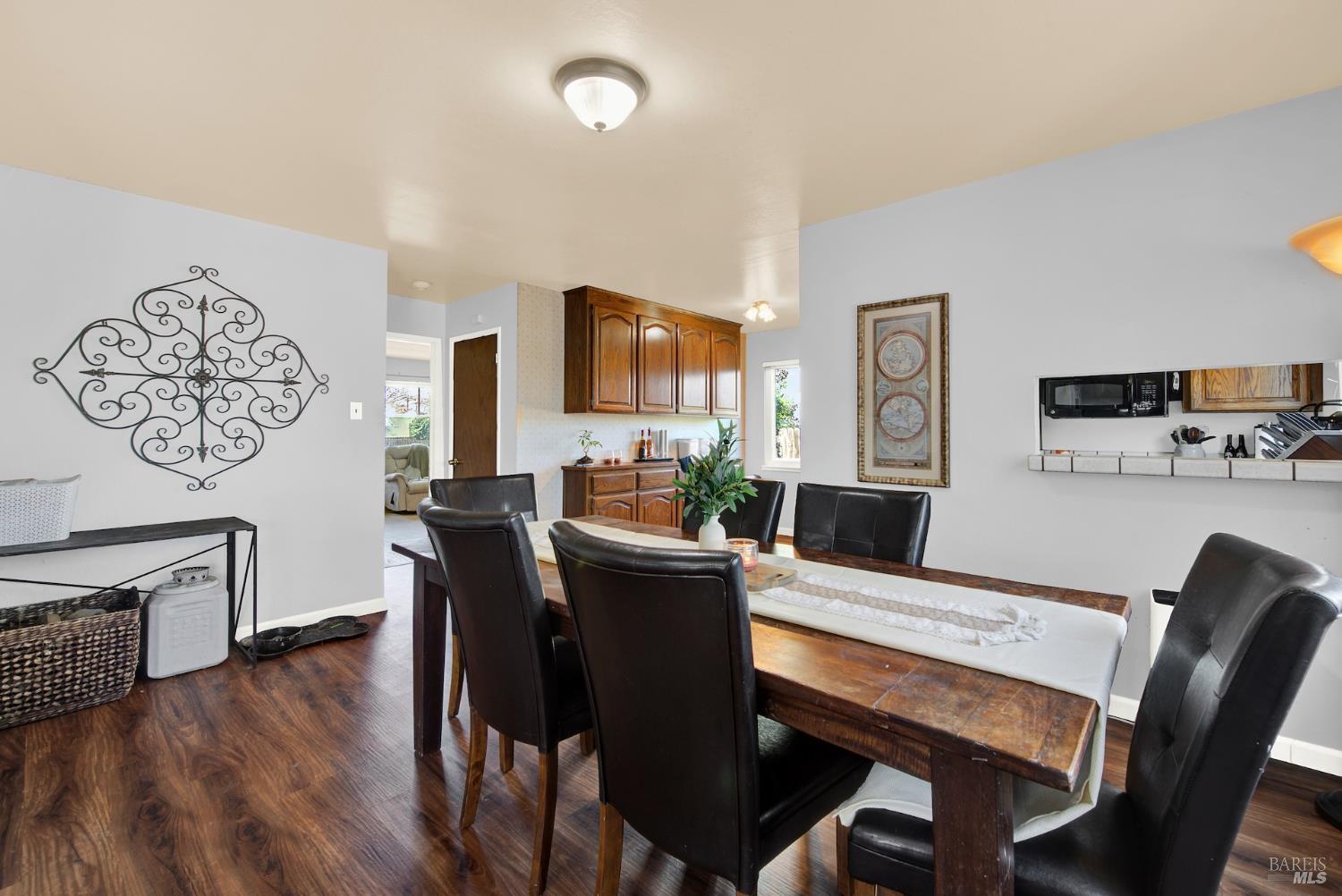 Detail Gallery Image 10 of 54 For 1424 Mckinley St, Fairfield,  CA 94533 - 4 Beds | 2/1 Baths