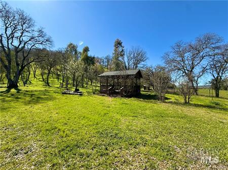 Detail Gallery Image 3 of 9 For 1001 Louis Way, Lakeport,  CA 95453 - 3 Beds | 2/1 Baths