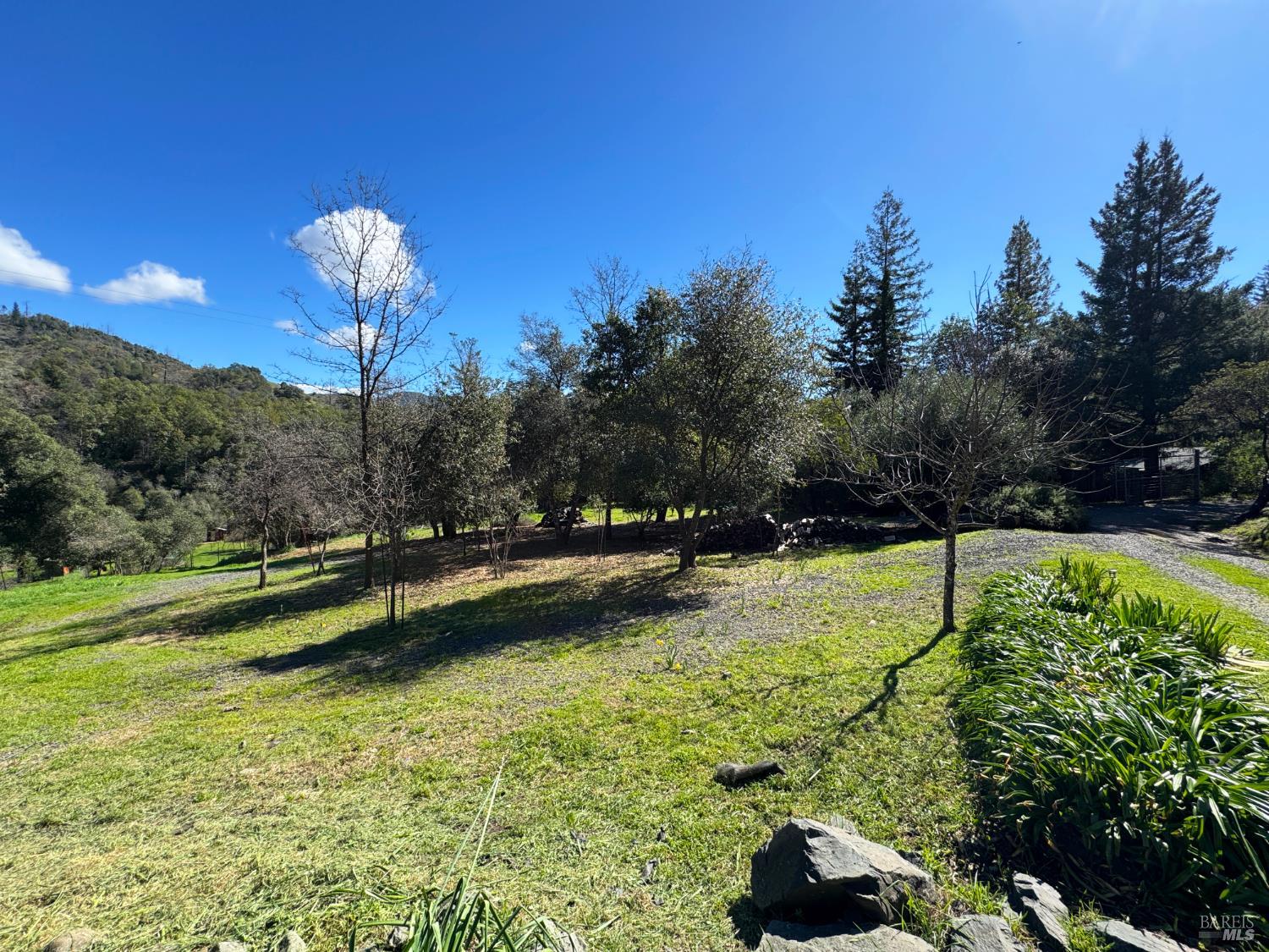 Detail Gallery Image 35 of 70 For 14605 Tomki Rd, Redwood Valley,  CA 95470 - 3 Beds | 2 Baths